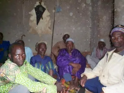 Le nouveau chef de village à son investiture